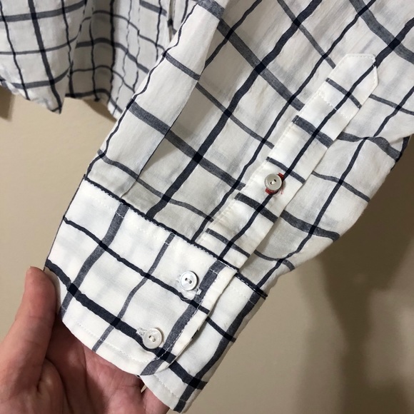 Elizabeth and James Carine Button Down Shirt—XL - Picture 5 of 12